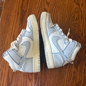 Nike High-Top Sneakers - Cream and Blue